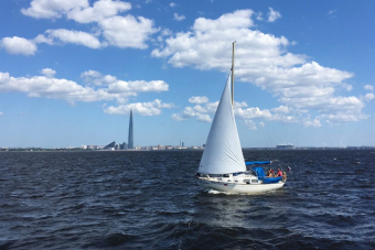 Групповая прогулка в Невской губе на парусной яхте «Гея» или «Ариадна»