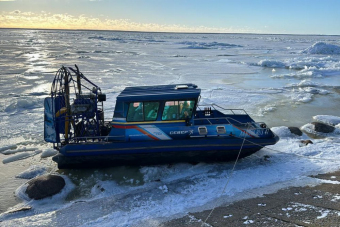 Прогулка на маяк Толбухин на аэролодке (отправление из Кронштадта)