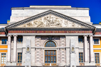 Михайловский замок: комплексный билет и аудиогид в приложении