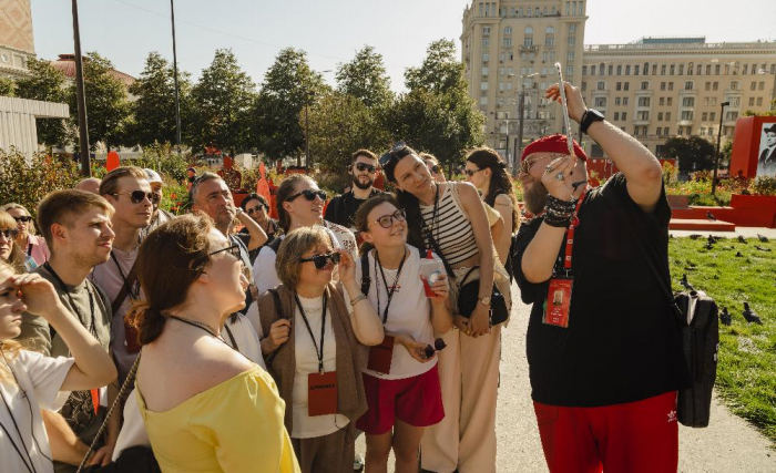 Стендап-экскурсия по Китай-городу, Патрикам или Чистым прудам (на выбор)