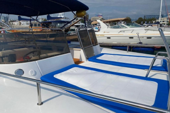 Яхты в аренду и морские прогулки из Адлера и Сочи