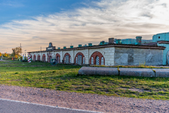 А поехали к морю? В Кронштадт, зелёный город на семи ветрах