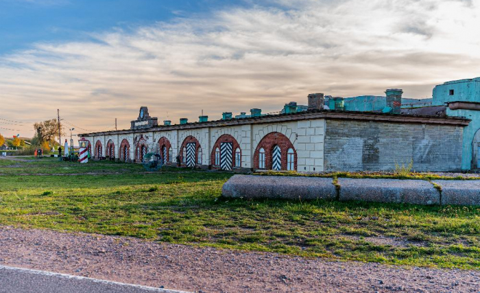 А поехали к морю? В Кронштадт, зелёный город на семи ветрах!