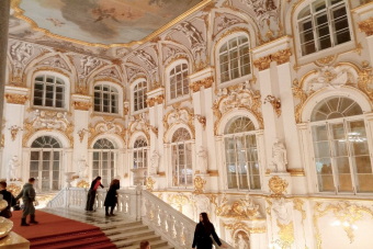 Блеск и сокровища Эрмитажа