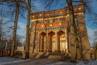 Северный модерн: Даца́н Гунзэчойнэ́й