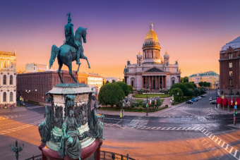 Обзорная автопрогулка с рассказом об истории Санкт-Петербурга на автомобиле