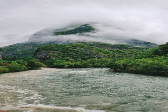 Пляжная Абхазия: озеро Рица и самый красивый пляж