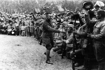 Керенский. Первая любовь революции