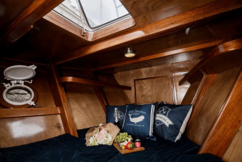 Прогулка по рекам и каналам на катере Новик