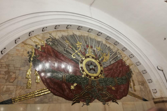 Подземные дворцы Москвы: экскурсия по Московскому метро