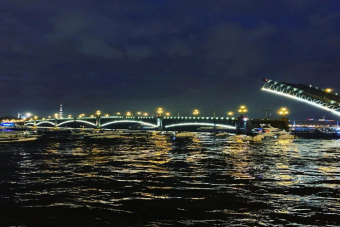 Белые ночи и разводные мосты — экскурсия по ночному Петербургу