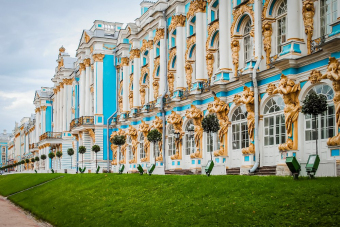 На автобусе в Пушкин: Екатеринский и Александровский дворцы