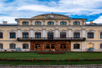 Пленительные образы: «Великие женщины Санкт‑Петербурга»