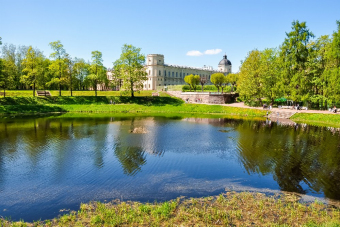 Автобусная экскурсия в Гатчину: Приоратский и Большой дворец