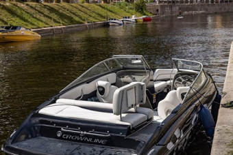 Аренда катера «CROWNLINE 190 BLACK»