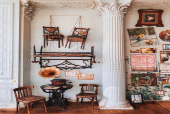 Комбо-тур по старому Петербургу: парадные и квартира в доме Бака