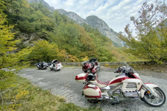 На байке - на Красную Поляну и Розу Хутор.