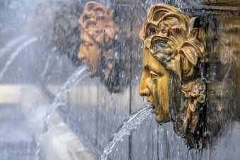 Блистательный Петергоф: дворцы и парк с фонтанами