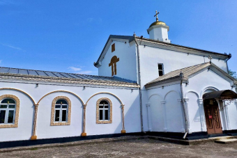 Курорты Гагра и Сухум, святыни Восточной Абхазии и источник Кындыг