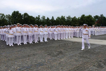 Автобусная экскурсия в Ораниенбаум и Кронштадт