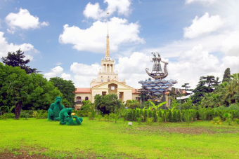 Нескучная история и очарование райских уголков Сочи