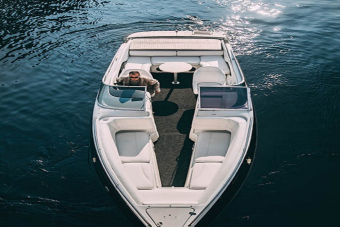 Аренда катера «CROWNLINE 190 BLACK»