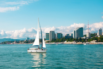 Индивидуальная прогулка на яхте премиум-класса «ALISIA» (порт Адлера)