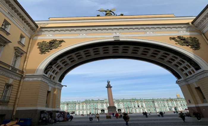 Прогулка по парадному Петербургу