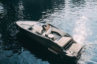 Аренда катера «CROWNLINE 190 BLACK»