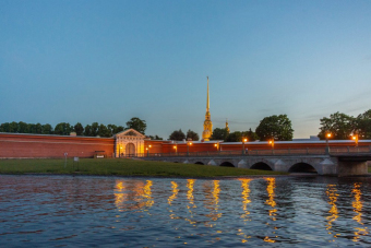 Забытые острова: Зимний дворец, Петропавловка, «Газпром Арена» и Спас