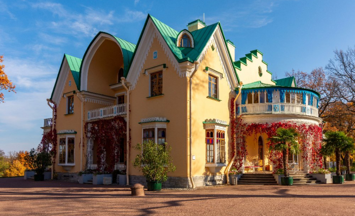 Александрия — уединенная резиденция Петергофа