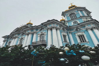 Со Снегурочкой по Петербургу: настоящая новогодняя экскурсия