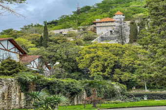 Фото-тур на минивэне: заброшки Абхазии, Гагра, Мандариновый сад и Пицунда!