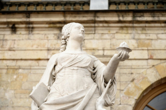 Автобусная экскурсия в Гатчину: Приоратский и Большой дворец