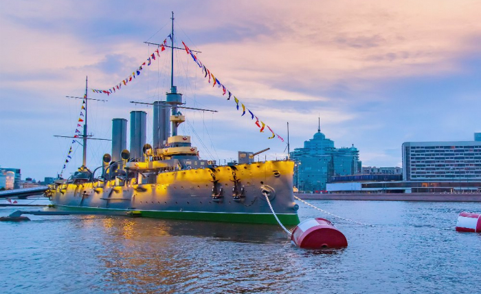 Мелодии над Невой: экскурсия по островам Петербурга с гидом-тромбонистом