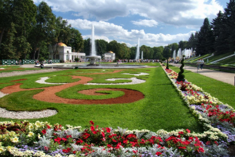 Императорский вояж: в Петергоф на «Метеоре» с посещением Большого дворца