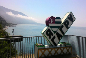 Топовые места Абхазии в мини-группе