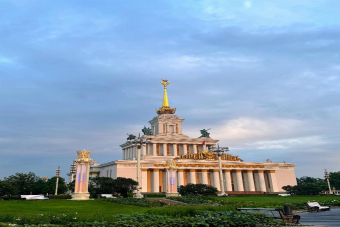 ВДНХ за 3 часа: максимум впечатлений для тех, кто впервые в городе
