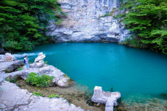 Эксклюзив джип-тур: «Зимняя сказка на озере Рица и Мандариновый сад»