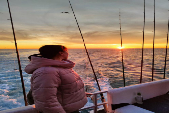 Морская рыбалка в мини-группе на тримаране с приготовлением улова