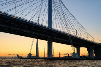 Закат у Лахта центра на комфортабельном катере в мини-группе