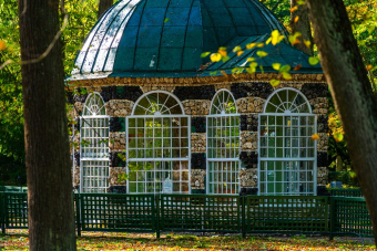 Феерия воды: экскурсия по фонтанам Петергофа