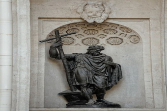 Казанский собор в деталях: внутри и снаружи