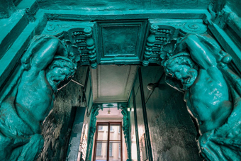 Атмосферный Петербург: секреты доходных домов и виды с высоты