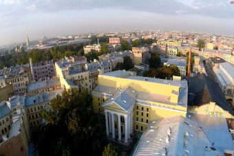 Полет над центром Санкт-Петербурга