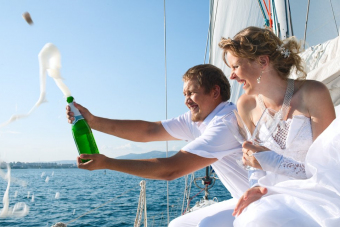 Свадебная аренда яхты из Адлера и Сочи